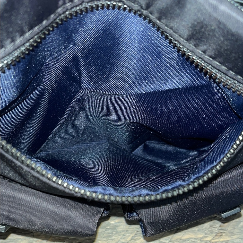 Kenneth Cole New York Vesey Crossbody Black - NWOT - Picture 5 of 13